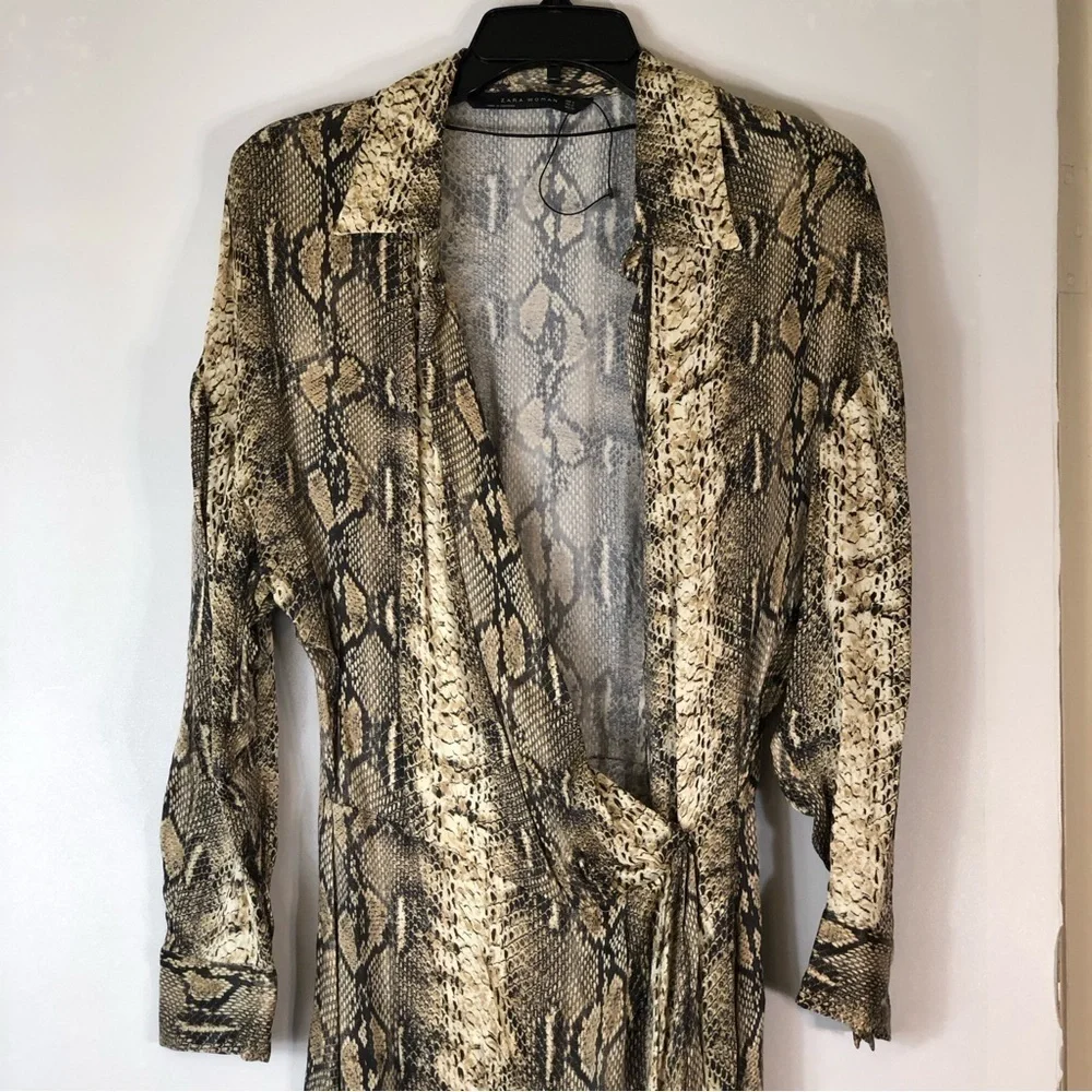 ZARA FLOWING V-NECK SNAKESKIN PRINT LONG SHIRT DRESS | Size Small - Picture 7 of 16